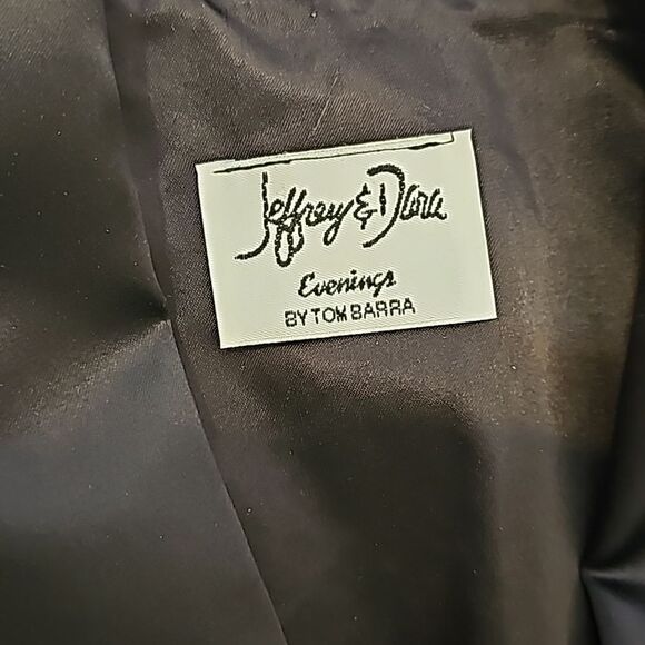 Jeffrey and dara by tom Barra evening top size medium - Picture 8 of 12